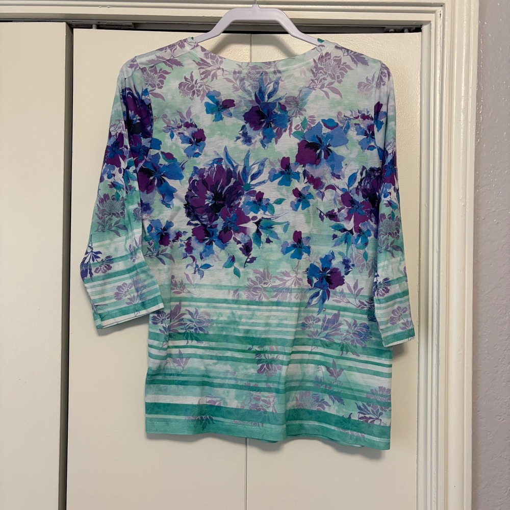 Christopher & Banks Womens Floral Stripe Rhinestone 3/4 Sleeve Top Purple Mint L - Picture 2 of 7
